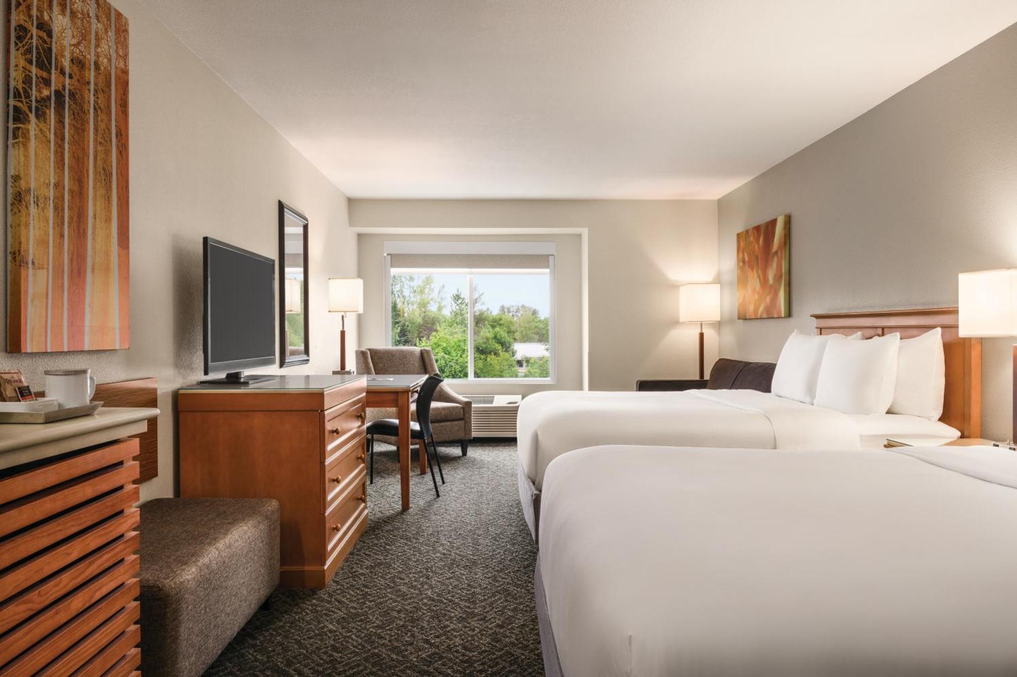 Radisson Airport 3*