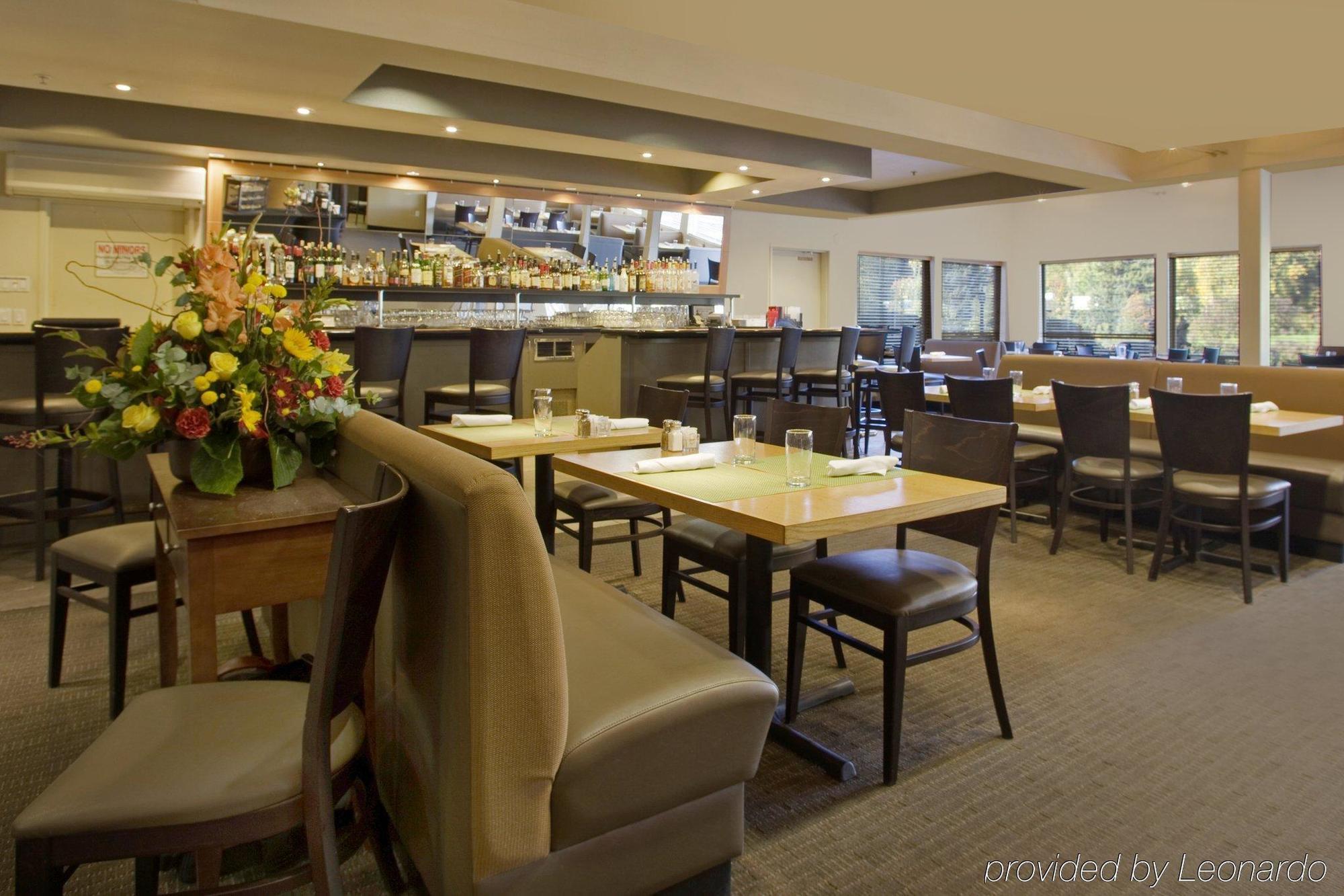 Radisson Airport 3*